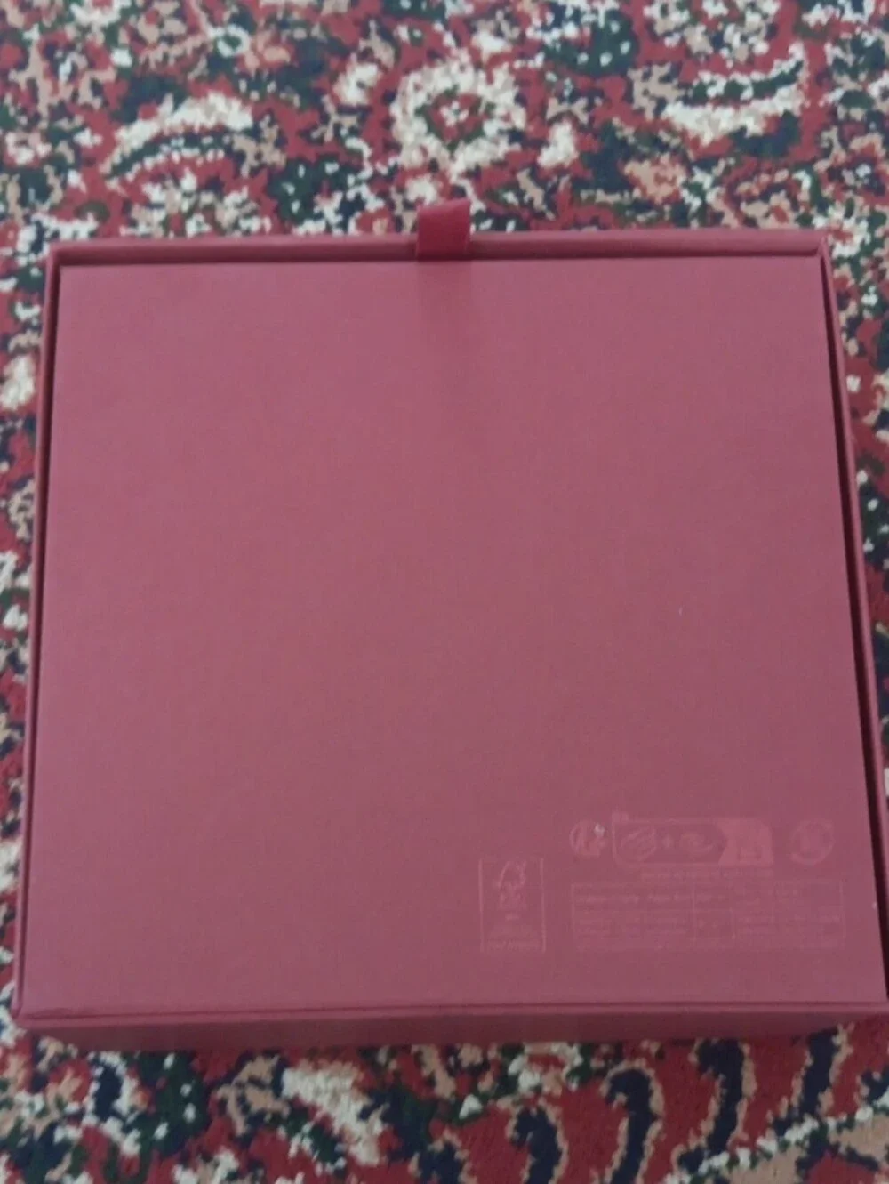 Dolce & Gabbana Burgundy Gift Set with Branded Tissue and Envelope